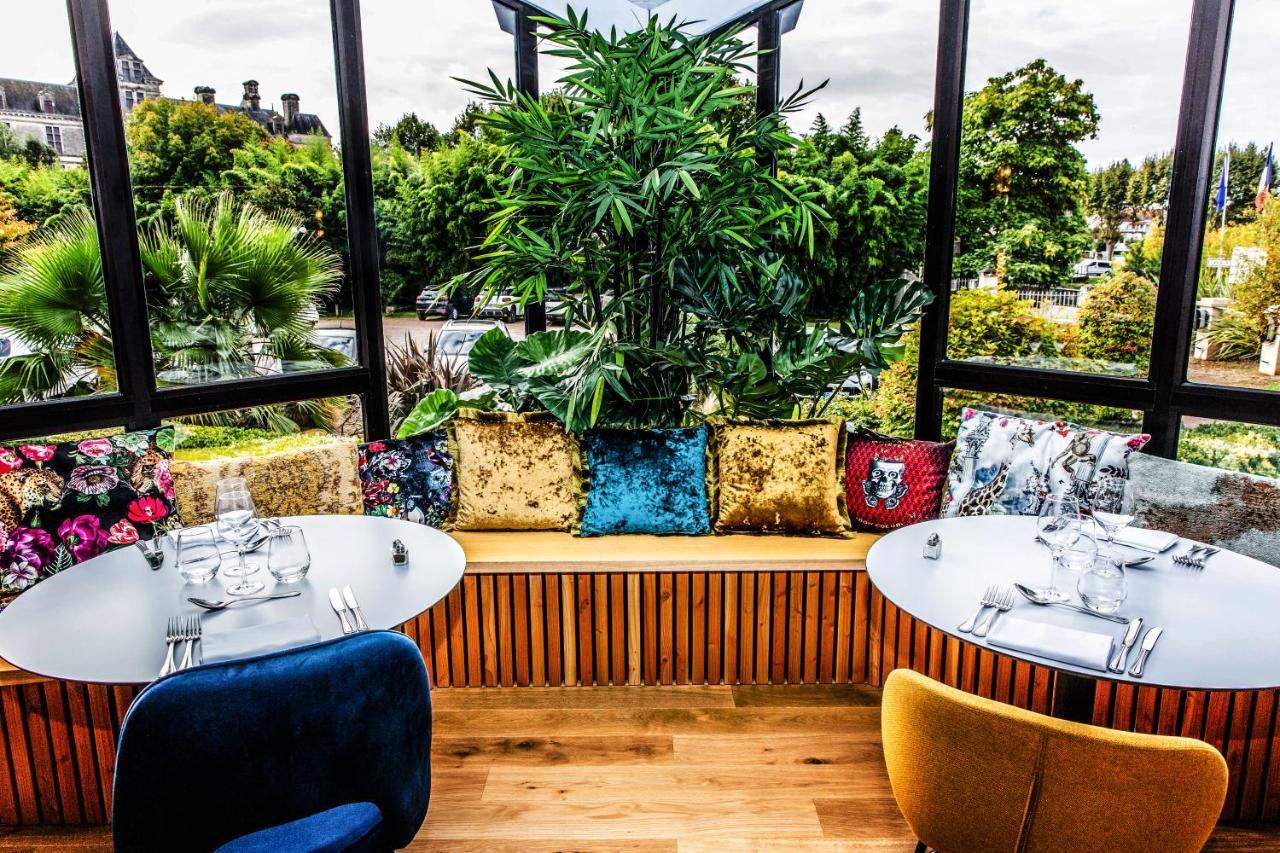 Hotel Restaurant Du Chateau De La Tour Beguey ภายนอก รูปภาพ