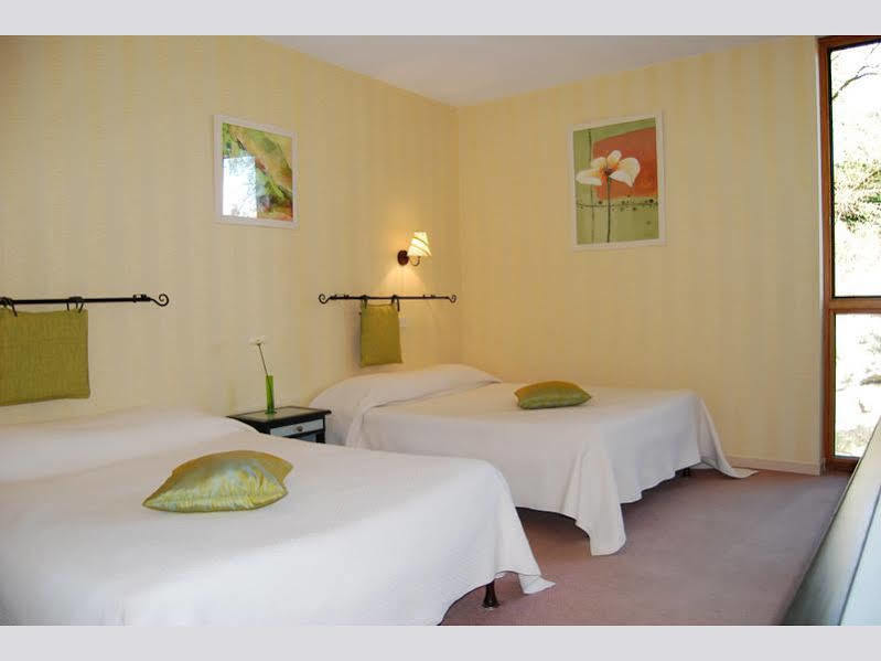 Hotel Restaurant Du Chateau De La Tour Beguey ภายนอก รูปภาพ